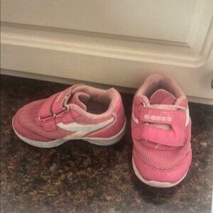 DiadoraPink and White Kids' Sneakers